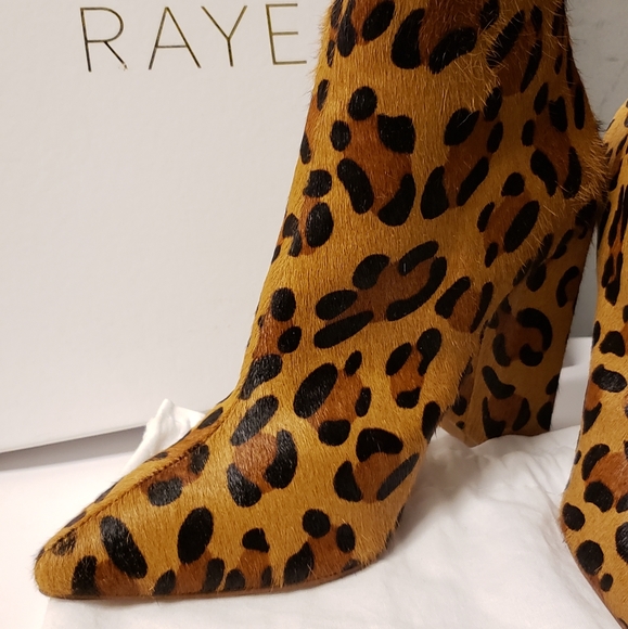 RAYE Leo Bootie - Picture 2 of 7